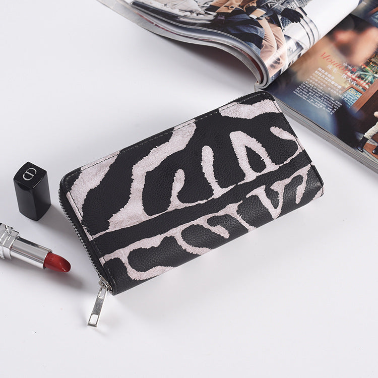 Fashion Long Zipper Women Wallets Bright Leather Black and White Wallet